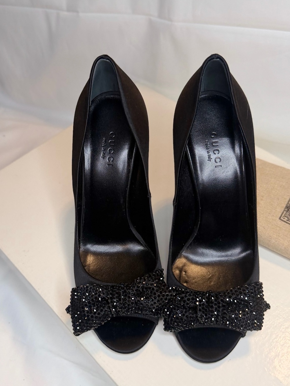 NEW Gucci Black Crystal Bow Peep-Toe Heels Pumps